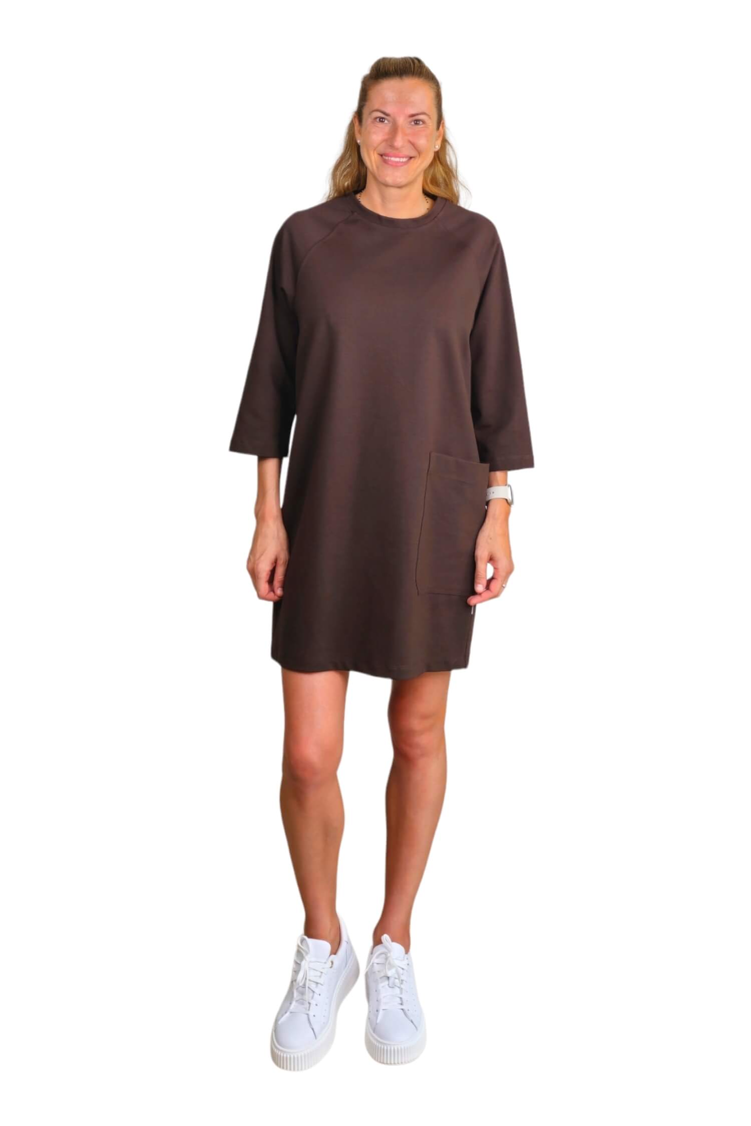 Knitted dress above the knees PLEASE brown