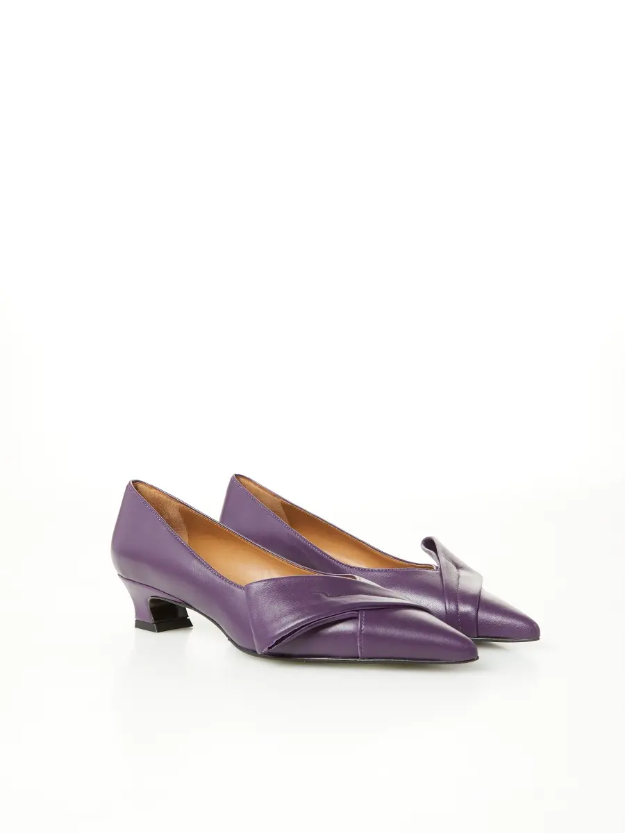 In stock 14.10.2024 Women's low heel leather shoes OVYE purple