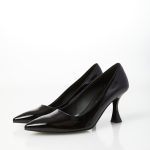 In stock 14.10.2024 Women's shiny pumps OVYE black