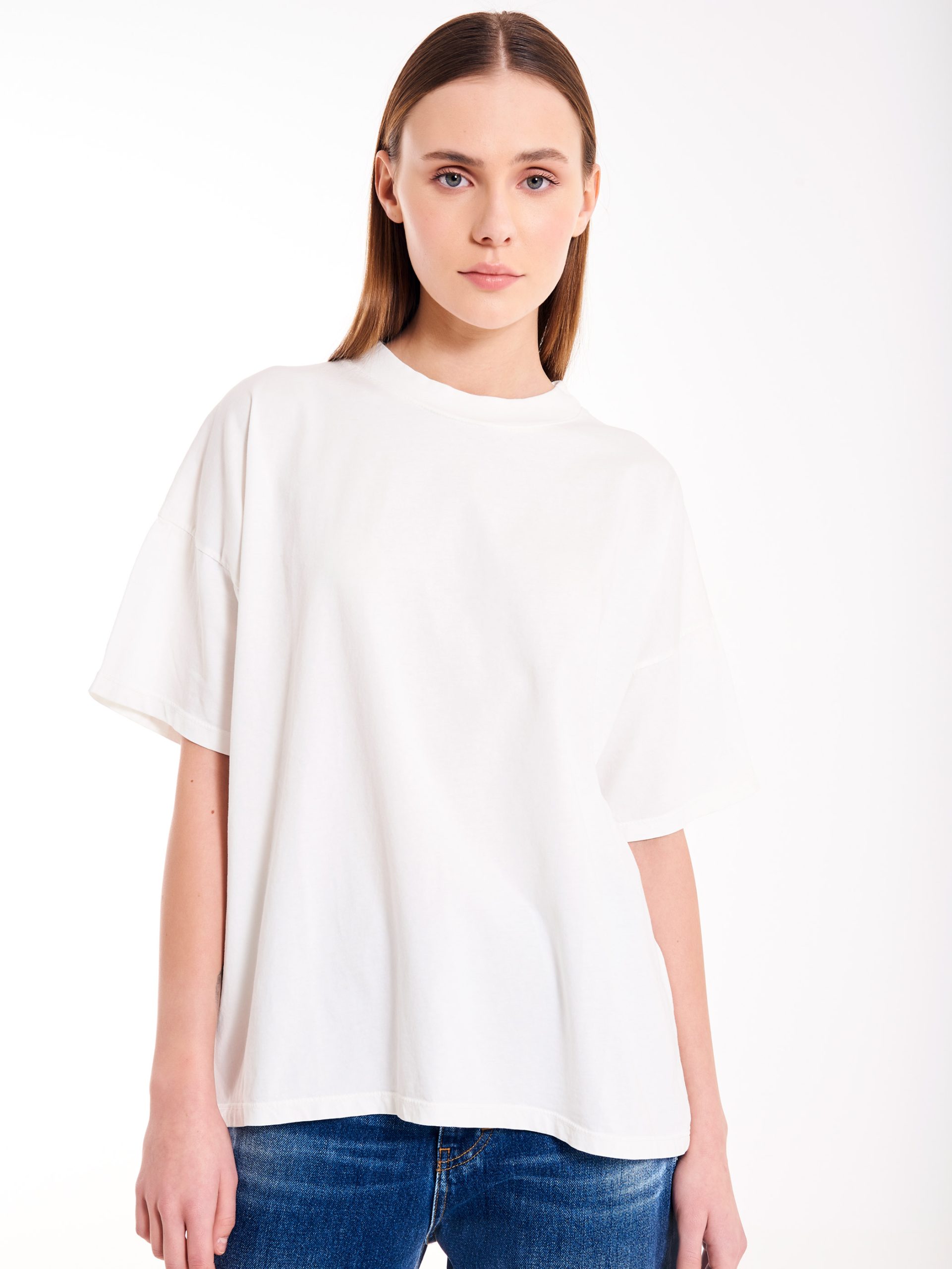 Women's white VICOLO T-shirt