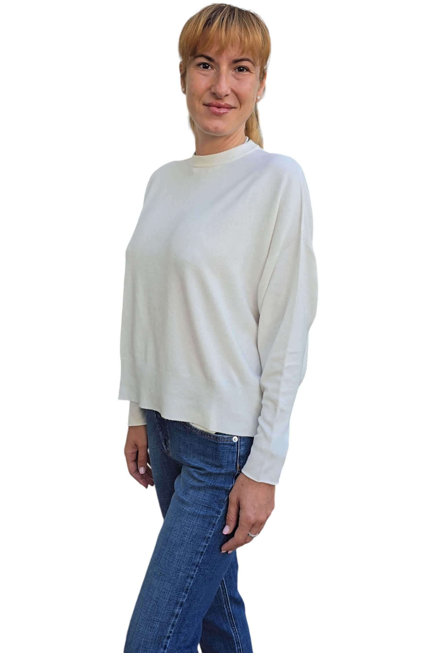 women's sweater VICOLO white